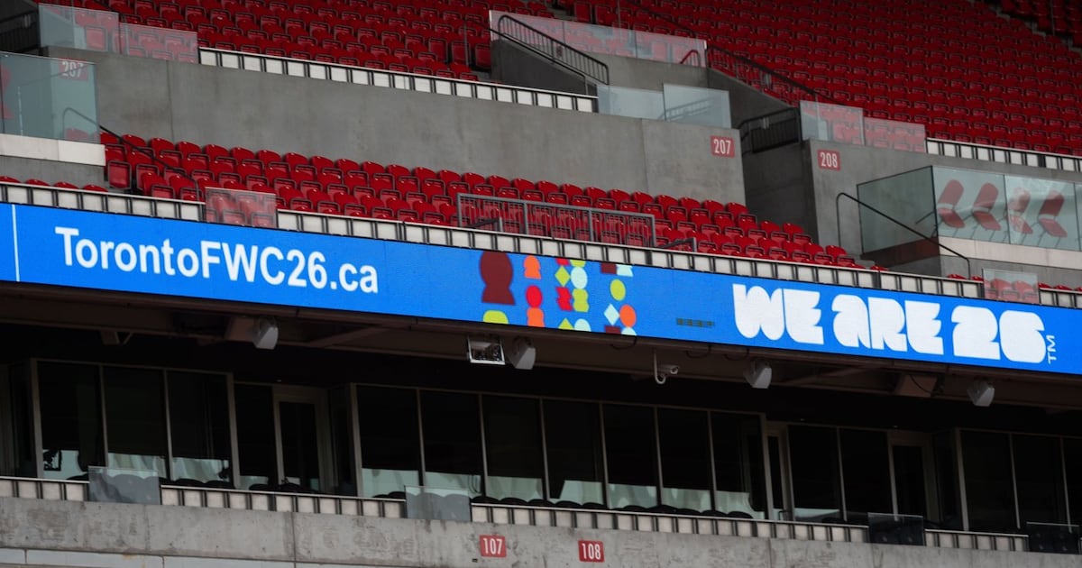 Titre : Lancement de l'Horloge du Compte à Rebours pour la Coupe du ...